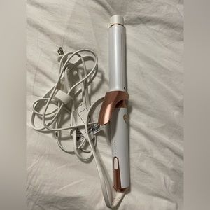 T3 curling iron 1 inch barrel